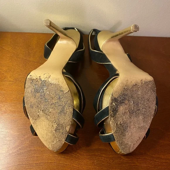 Black And Gold BCBG Sling Back Heels size 9.5 - Picture 4 of 7